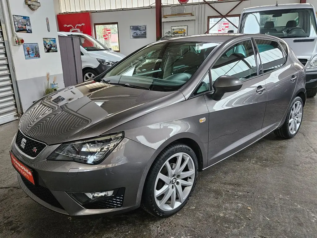 Photo 1 : Seat Ibiza 2015 Petrol