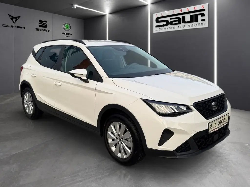 Photo 1 : Seat Arona 2024 Essence