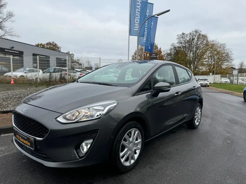 Photo 1 : Ford Fiesta 2020 Petrol