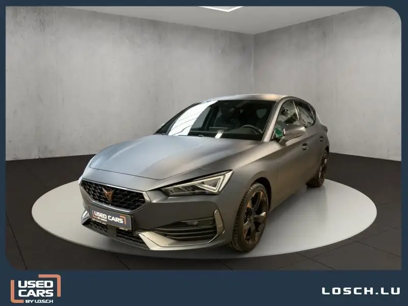 Photo 1 : Cupra Leon 2023 Petrol