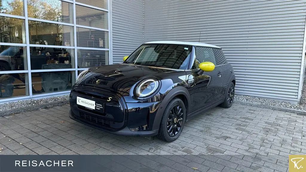 Photo 1 : Mini Cooper 2023 Non renseigné