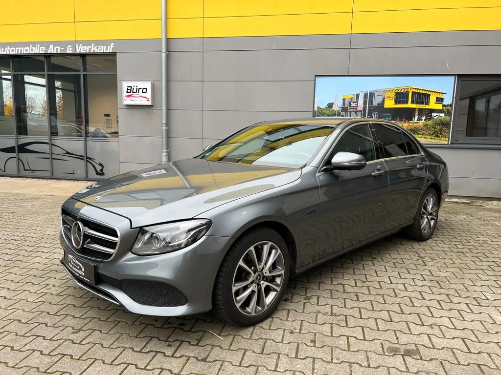 Photo 1 : Mercedes-benz Classe E 2020 Hybride