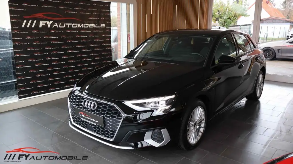 Photo 1 : Audi A3 2021 Hybride