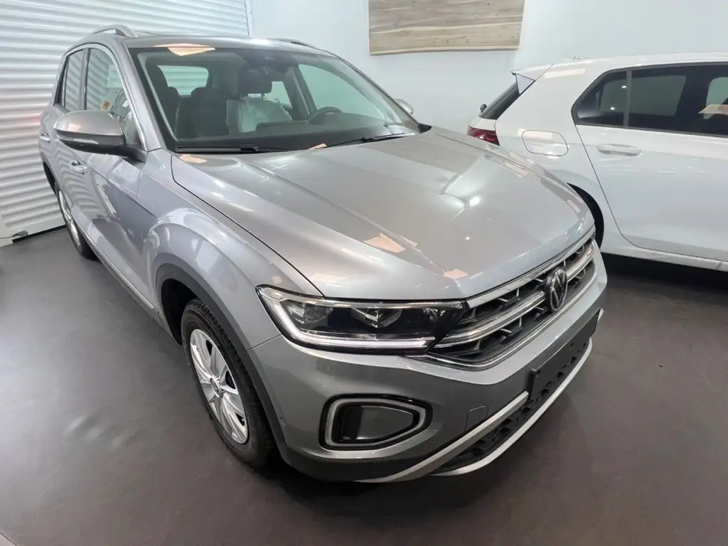 Photo 1 : Volkswagen T-roc 2023 Diesel