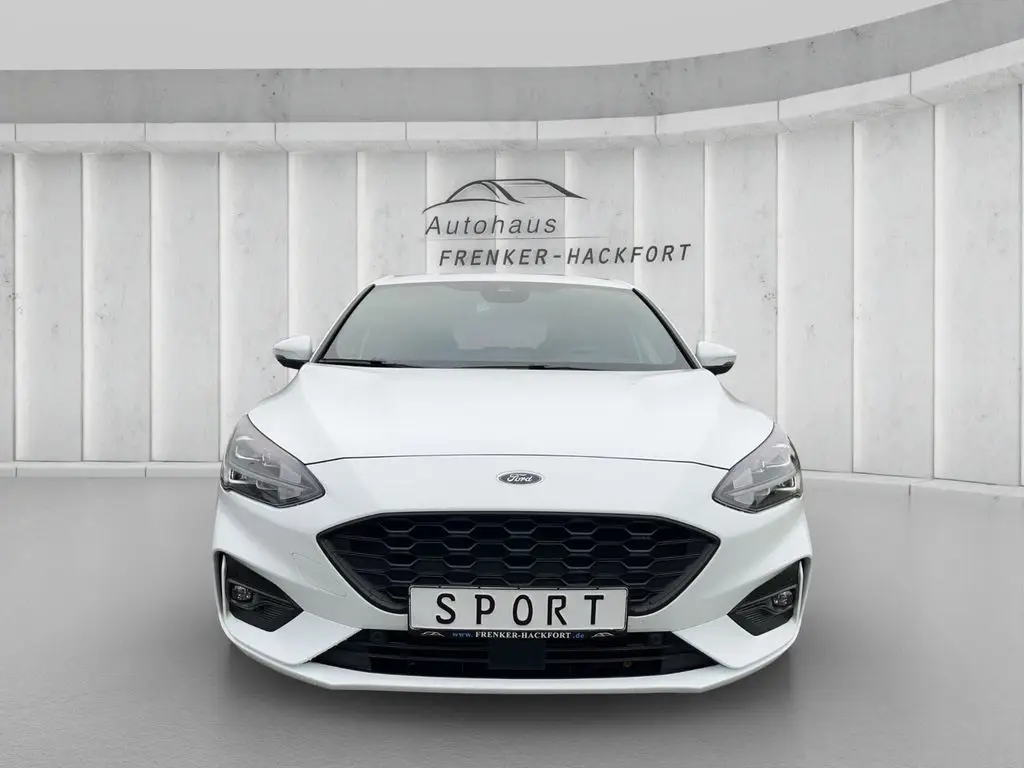 Photo 1 : Ford Focus 2021 Essence