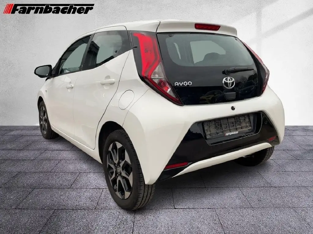 Photo 1 : Toyota Aygo X 2021 Essence