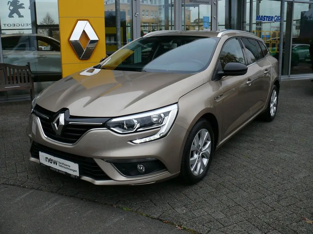 Photo 1 : Renault Megane 2019 Essence