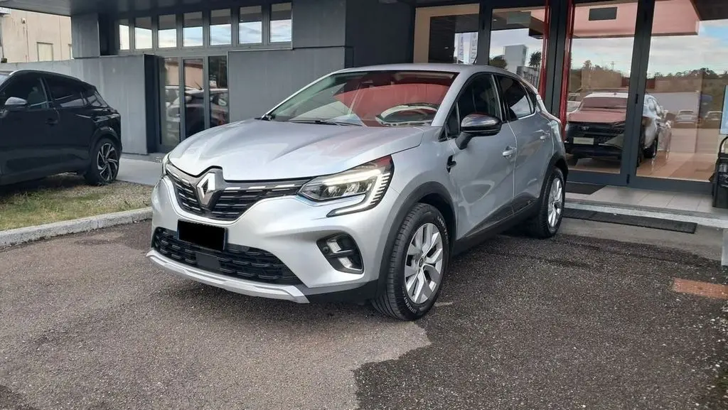 Photo 1 : Renault Captur 2021 Petrol