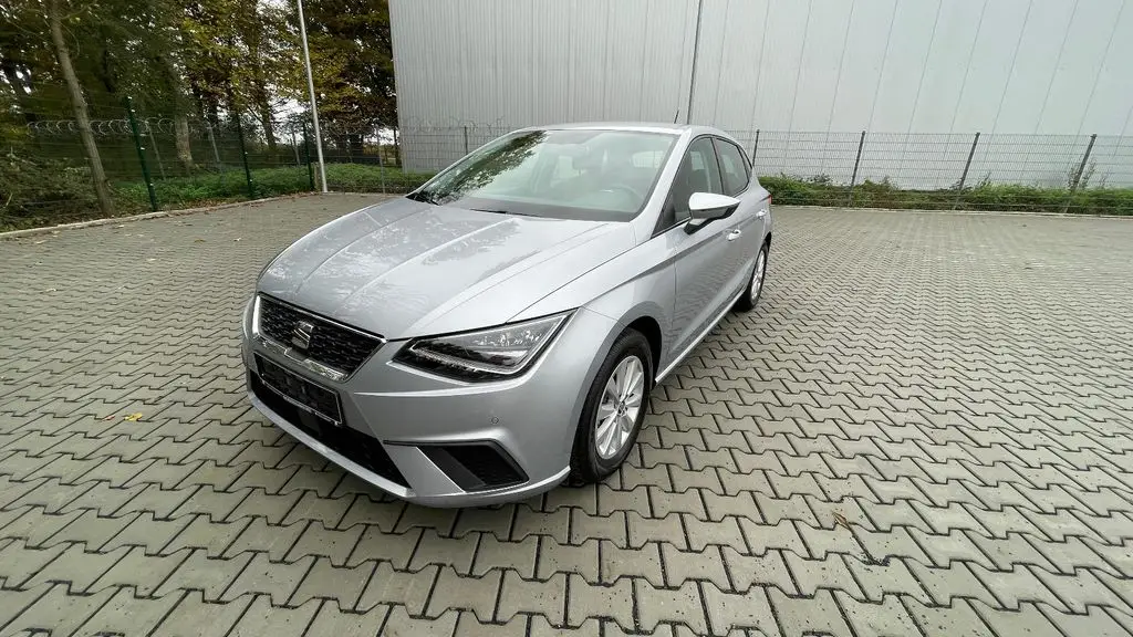 Photo 1 : Seat Ibiza 2019 Petrol