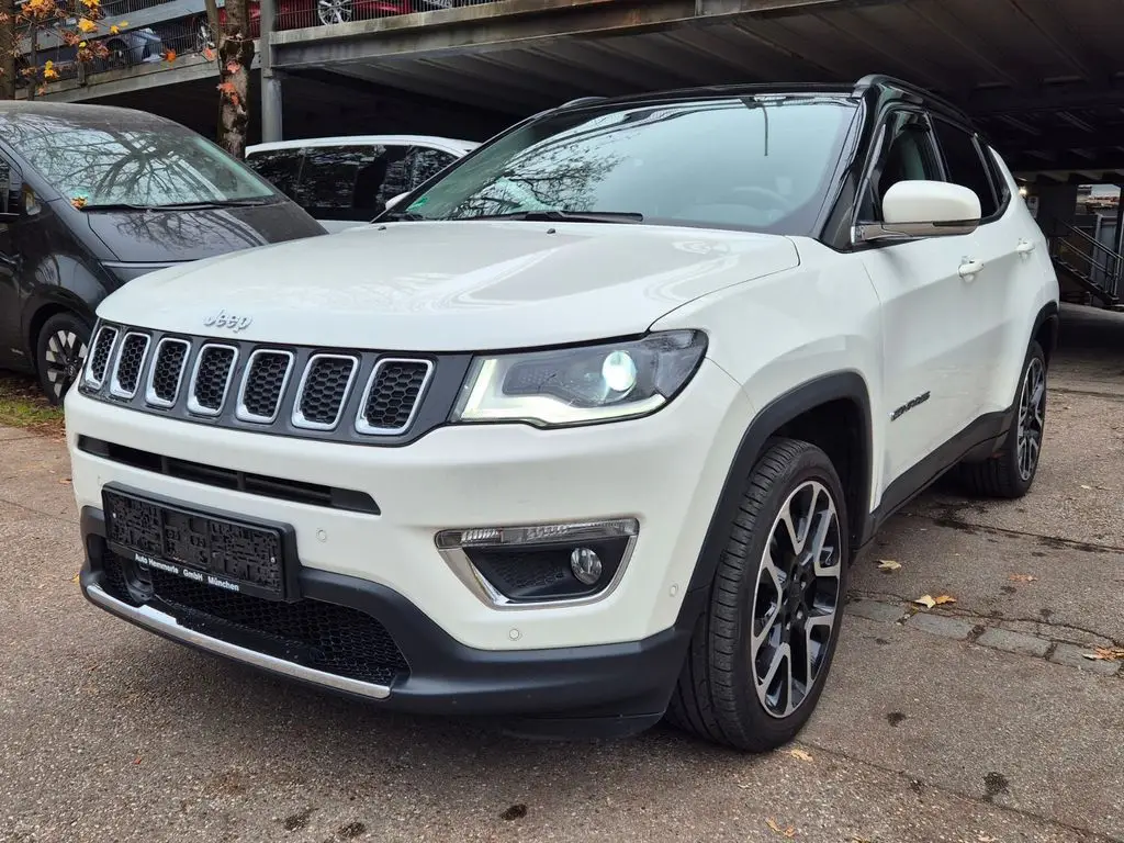 Photo 1 : Jeep Compass 2018 Petrol