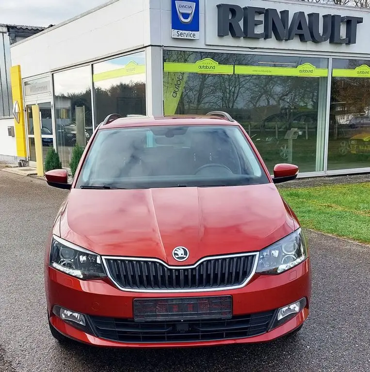 Photo 1 : Skoda Fabia 2017 Petrol