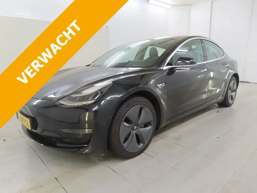 Photo 1 : Tesla Model 3 2019 Non renseigné