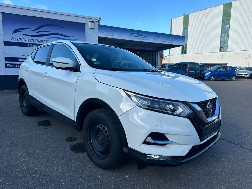 Photo 1 : Nissan Qashqai 2018 Petrol