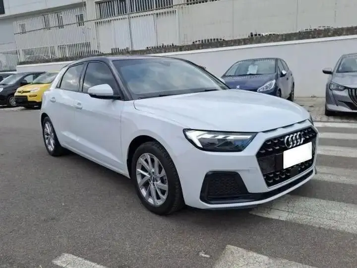 Photo 1 : Audi A1 2019 Petrol