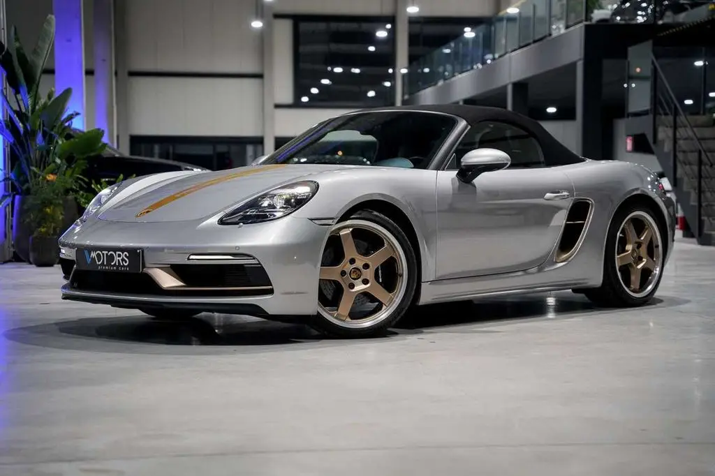 Photo 1 : Porsche Boxster 2022 Essence