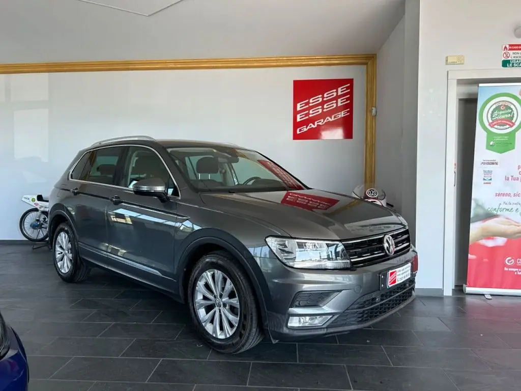 Photo 1 : Volkswagen Tiguan 2017 Diesel