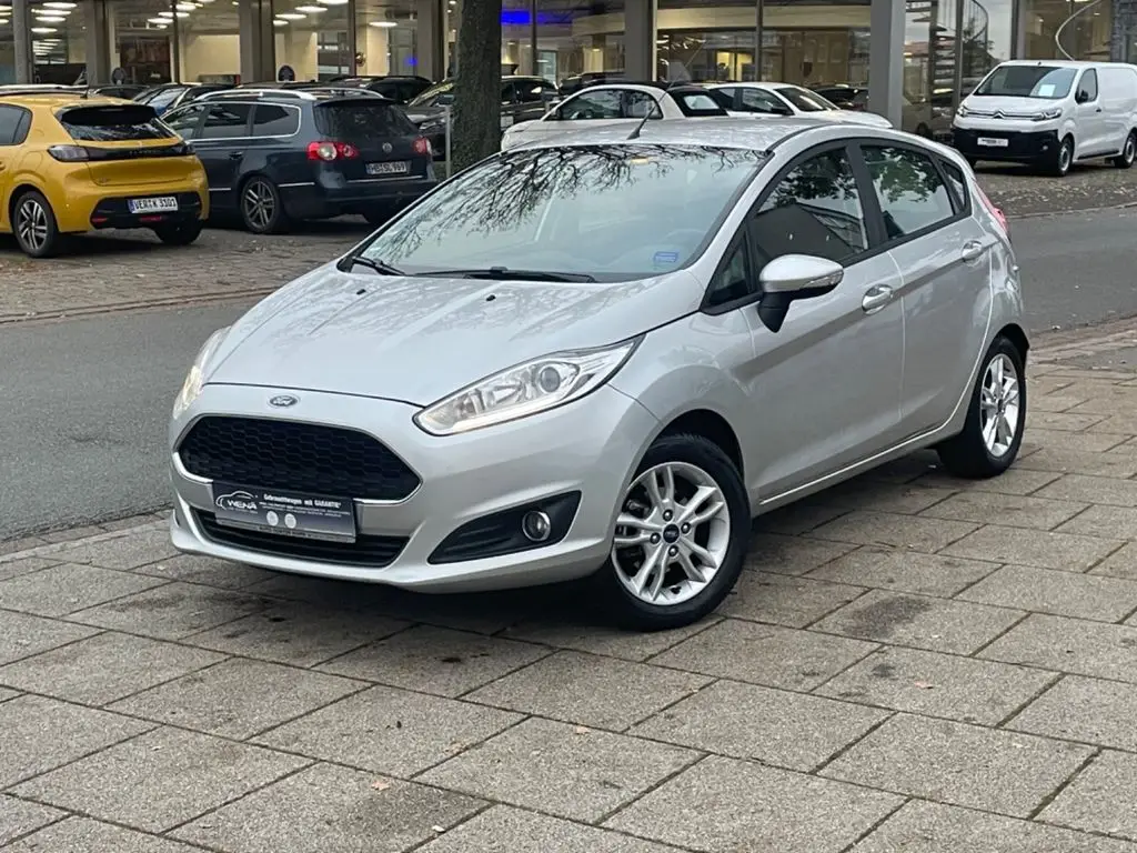 Photo 1 : Ford Fiesta 2017 Essence