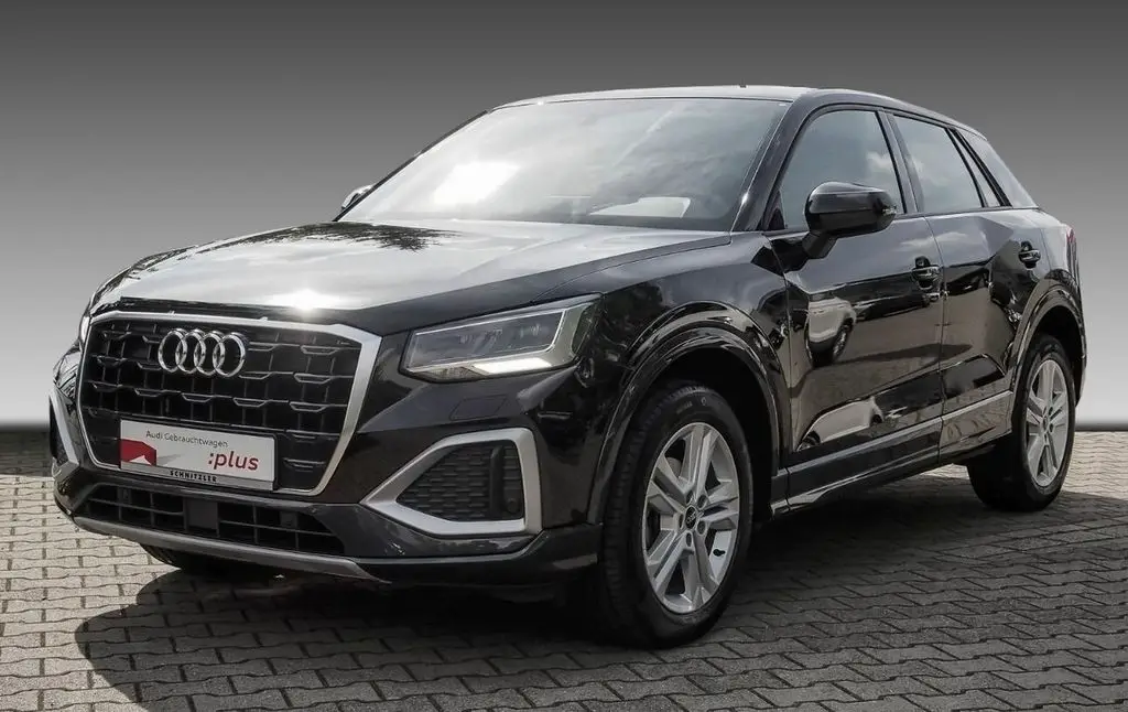 Photo 1 : Audi Q2 2021 Petrol