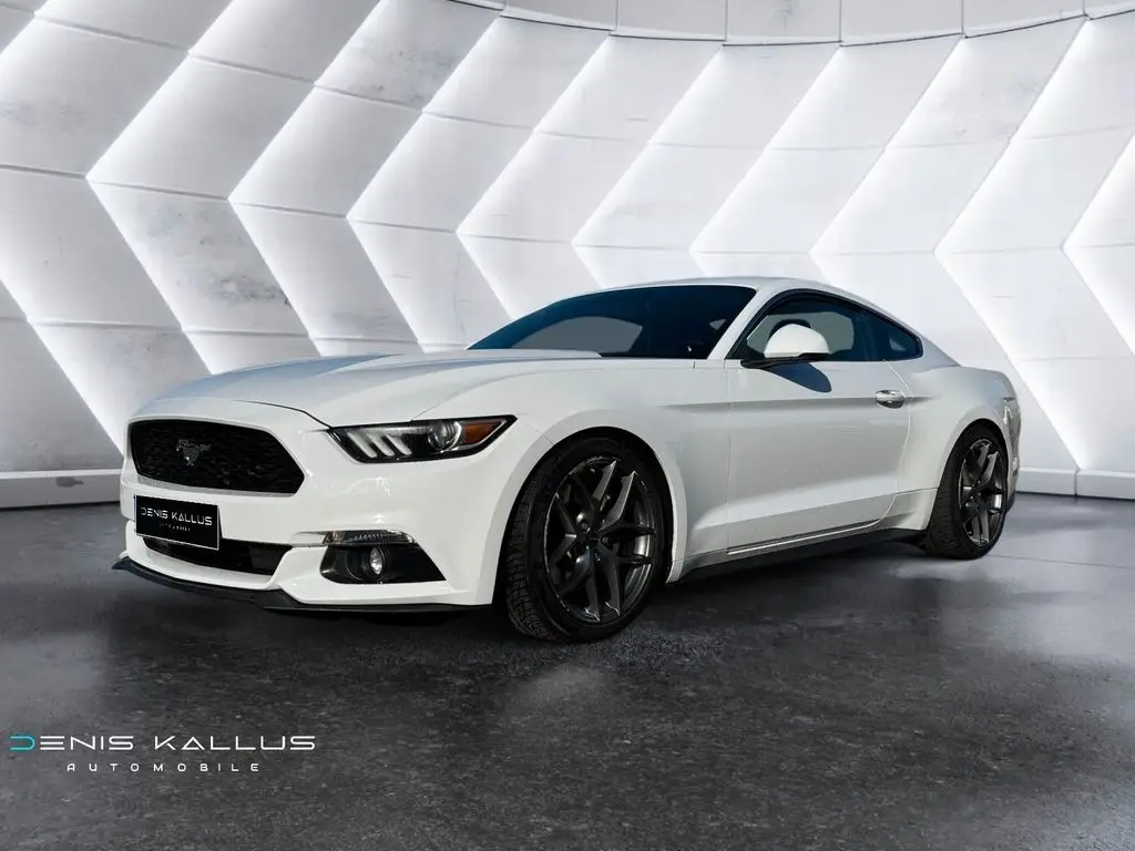 Photo 1 : Ford Mustang 2017 Petrol