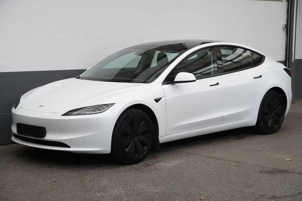 Photo 1 : Tesla Model 3 2023 Not specified