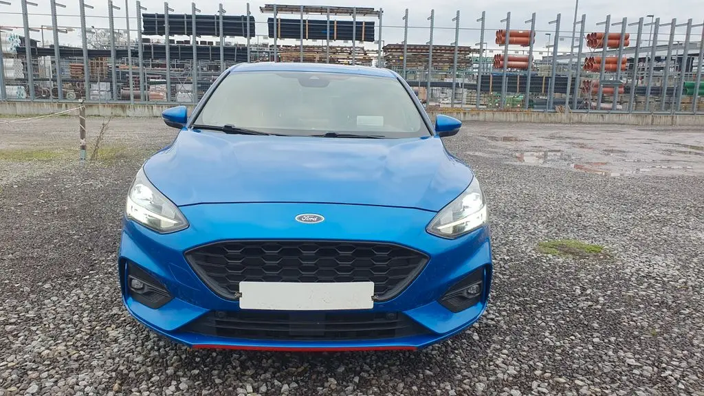 Photo 1 : Ford Focus 2019 Petrol