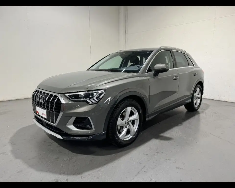 Photo 1 : Audi Q3 2023 Diesel