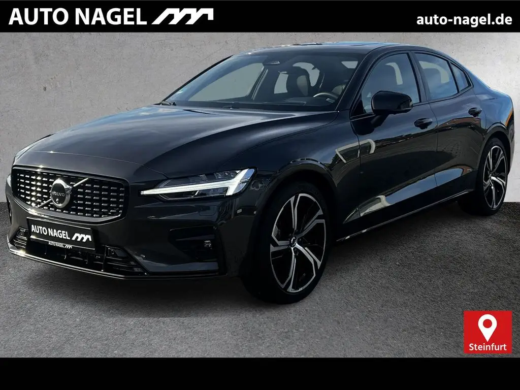 Photo 1 : Volvo S60 2023 Essence