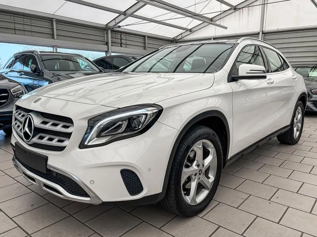 Photo 1 : Mercedes-benz Classe Gla 2019 Petrol