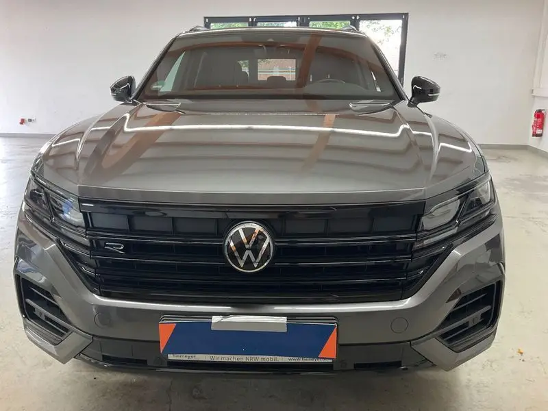 Photo 1 : Volkswagen Touareg 2020 Hybrid