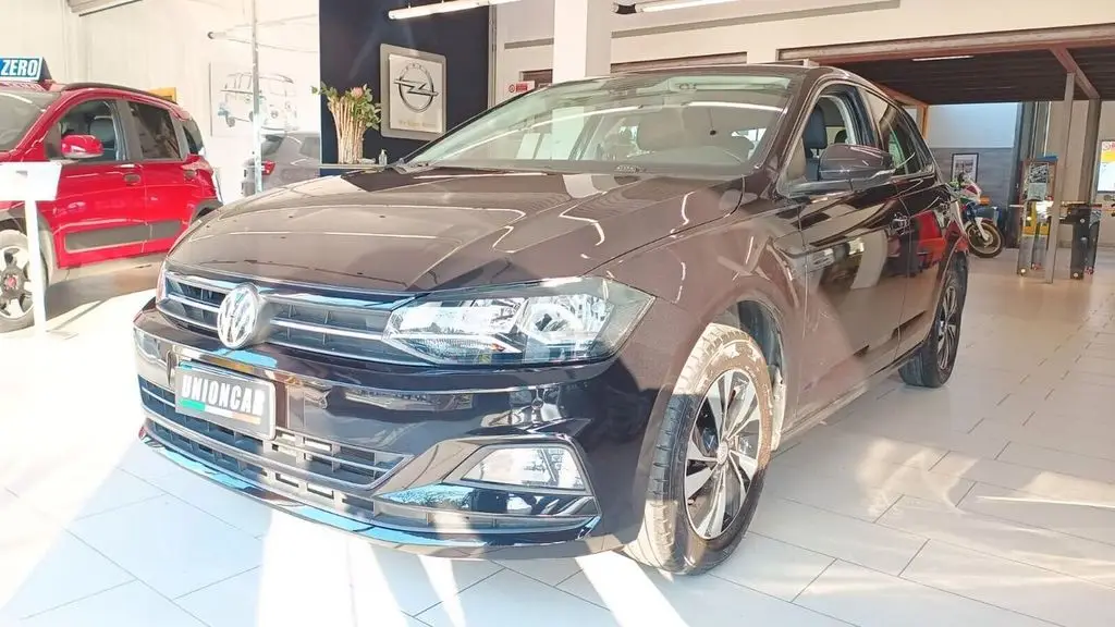 Photo 1 : Volkswagen Polo 2020 Essence