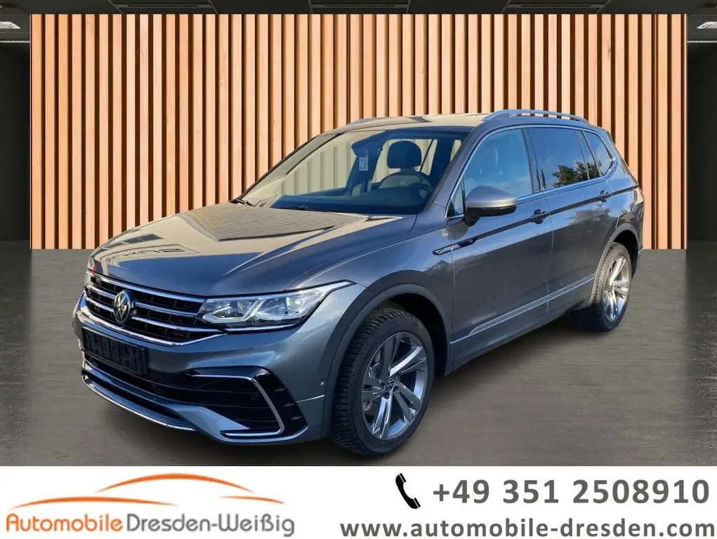 Photo 1 : Volkswagen Tiguan 2024 Petrol