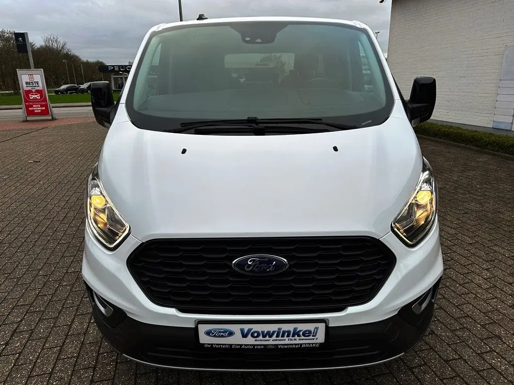 Photo 1 : Ford Tourneo 2024 Diesel