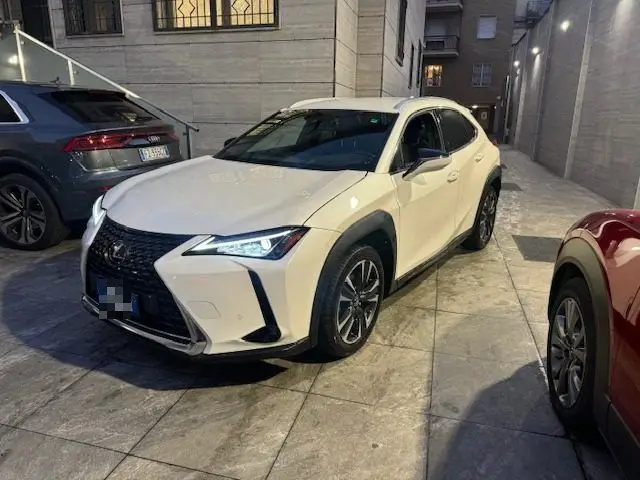 Photo 1 : Lexus Ux 2020 Hybride