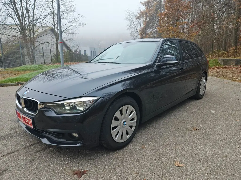 Photo 1 : Bmw Serie 3 2017 Diesel