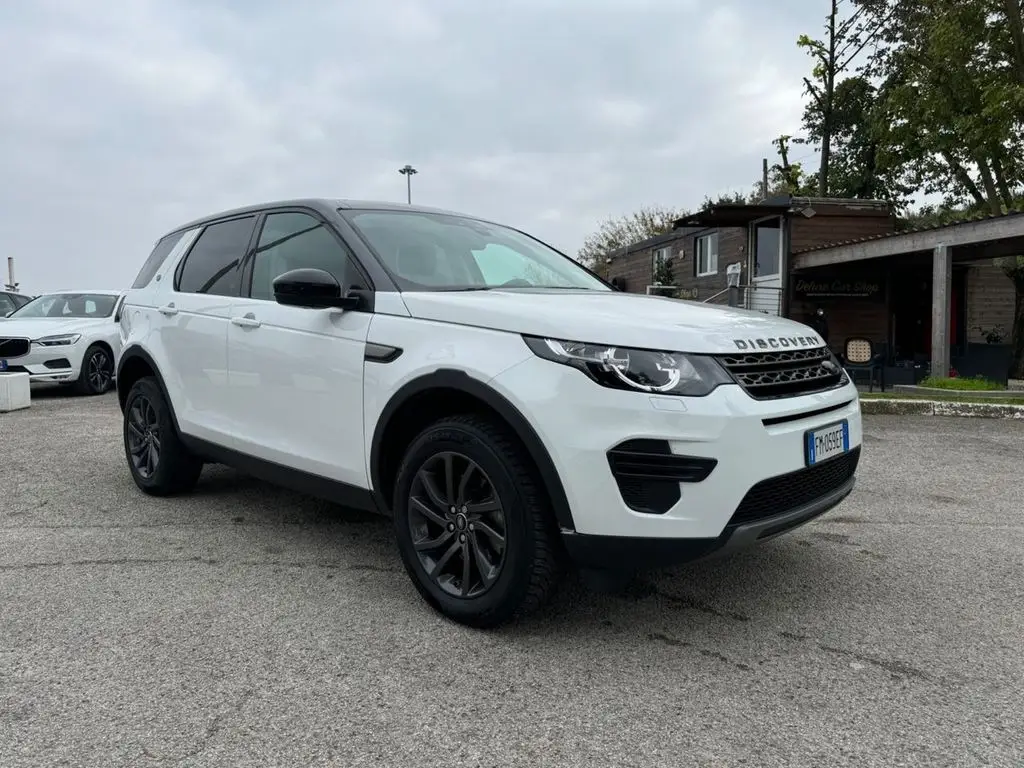 Photo 1 : Land Rover Discovery 2017 Diesel