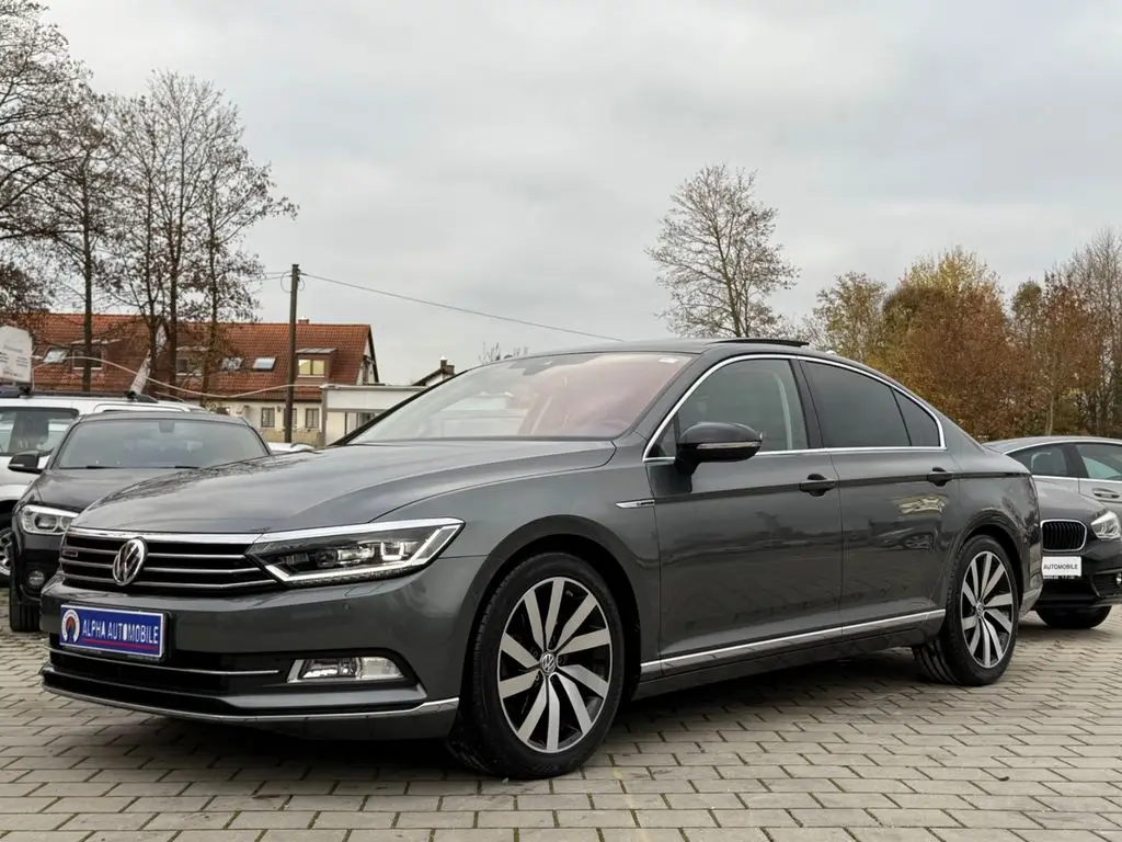 Photo 1 : Volkswagen Passat 2015 Diesel