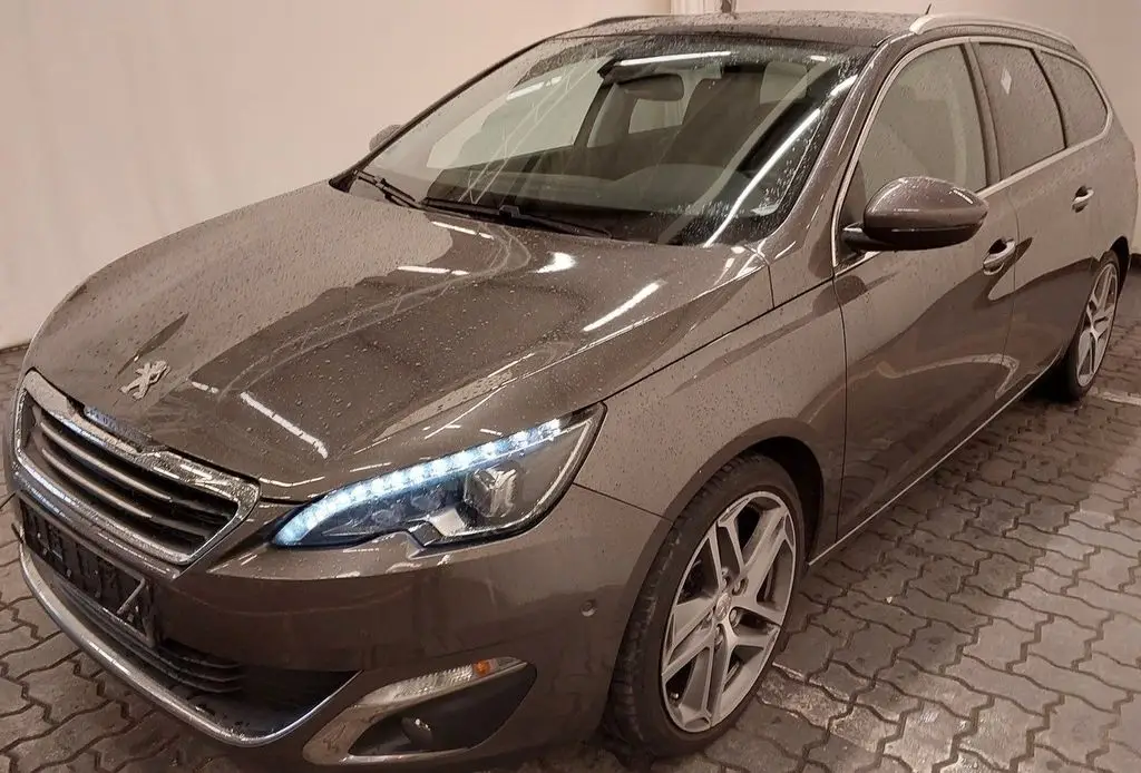 Photo 1 : Peugeot 308 2015 Diesel