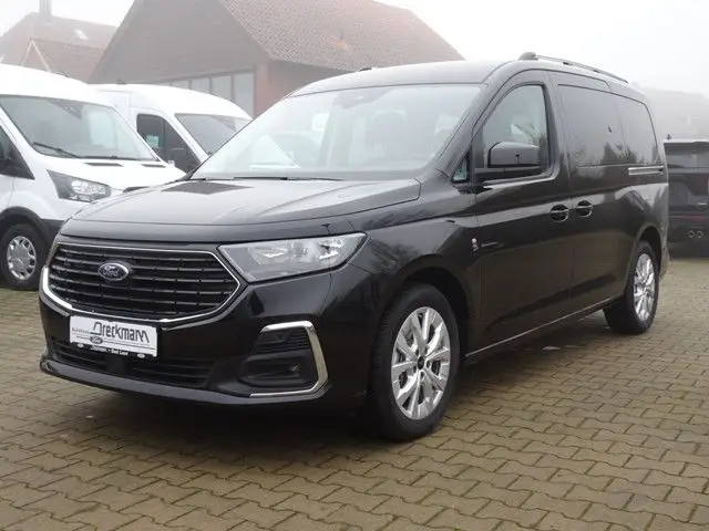 Photo 1 : Ford Grand Tourneo 2024 Petrol