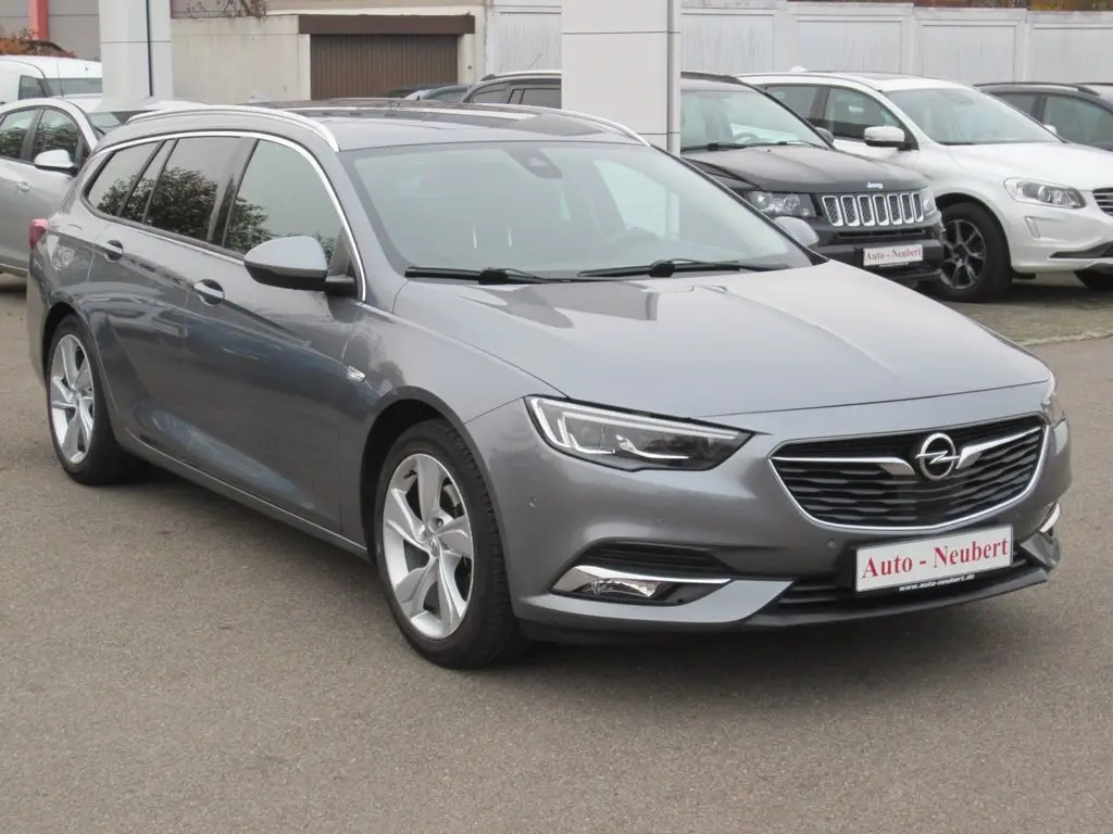 Photo 1 : Opel Insignia 2017 Essence