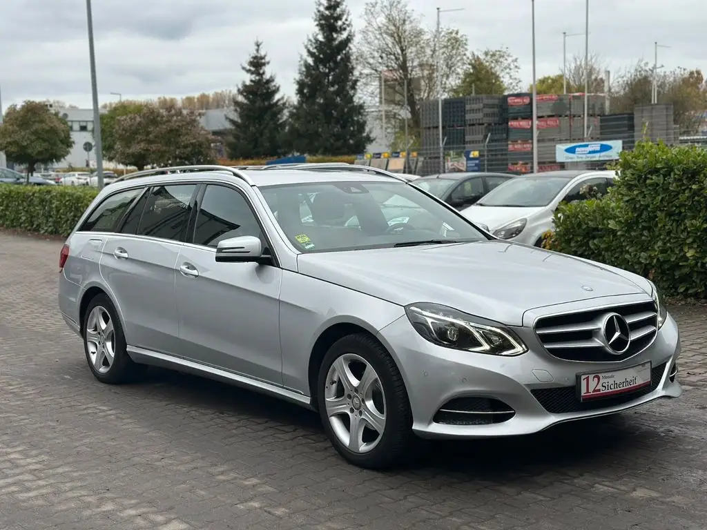 Photo 1 : Mercedes-benz Classe E 2016 Petrol