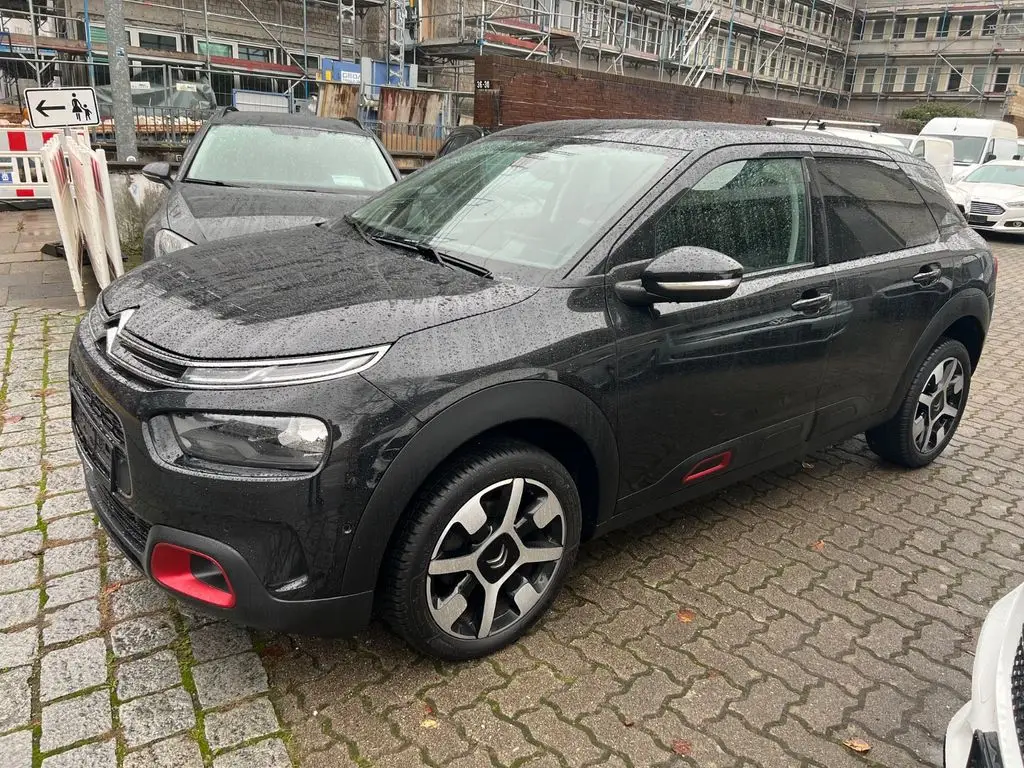 Photo 1 : Citroen C4 2018 Diesel