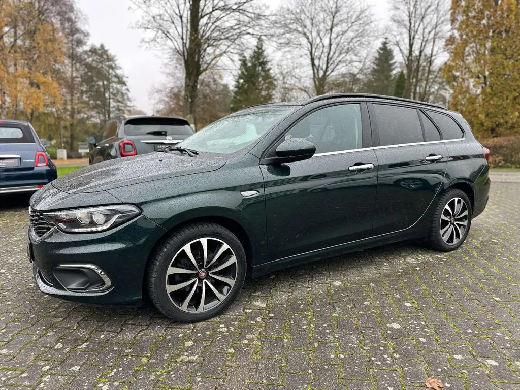 Photo 1 : Fiat Tipo 2019 Essence