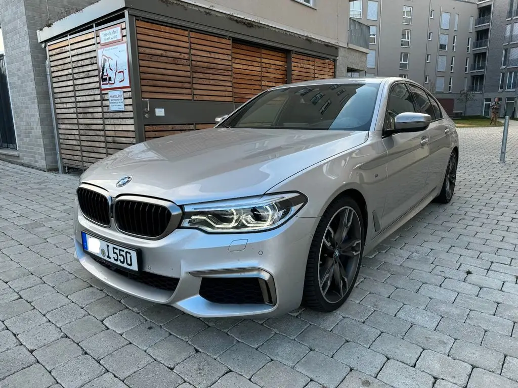 Photo 1 : Bmw M550 2018 Petrol