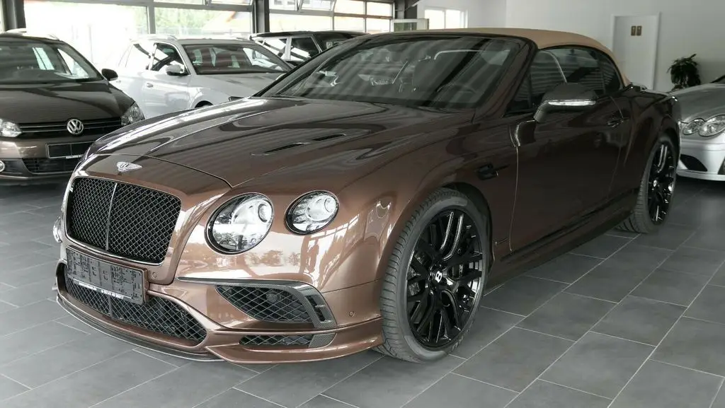 Photo 1 : Bentley Continental 2017 Essence