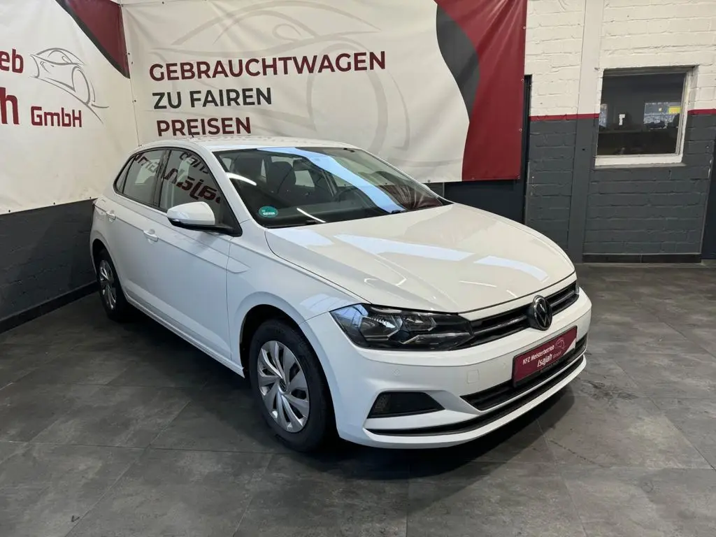 Photo 1 : Volkswagen Polo 2021 Essence