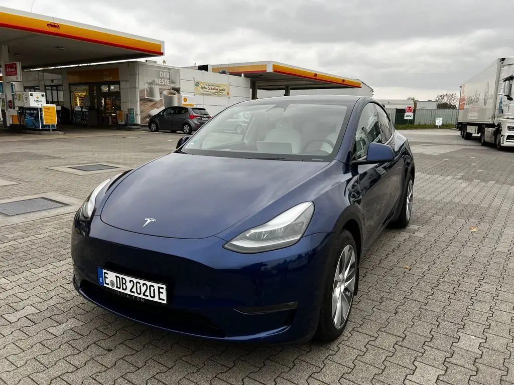 Photo 1 : Tesla Model Y 2022 Non renseigné