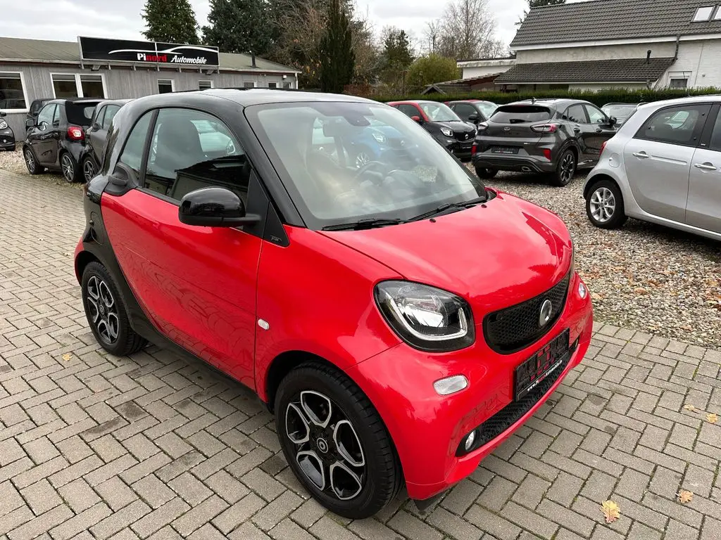 Photo 1 : Smart Fortwo 2017 Petrol