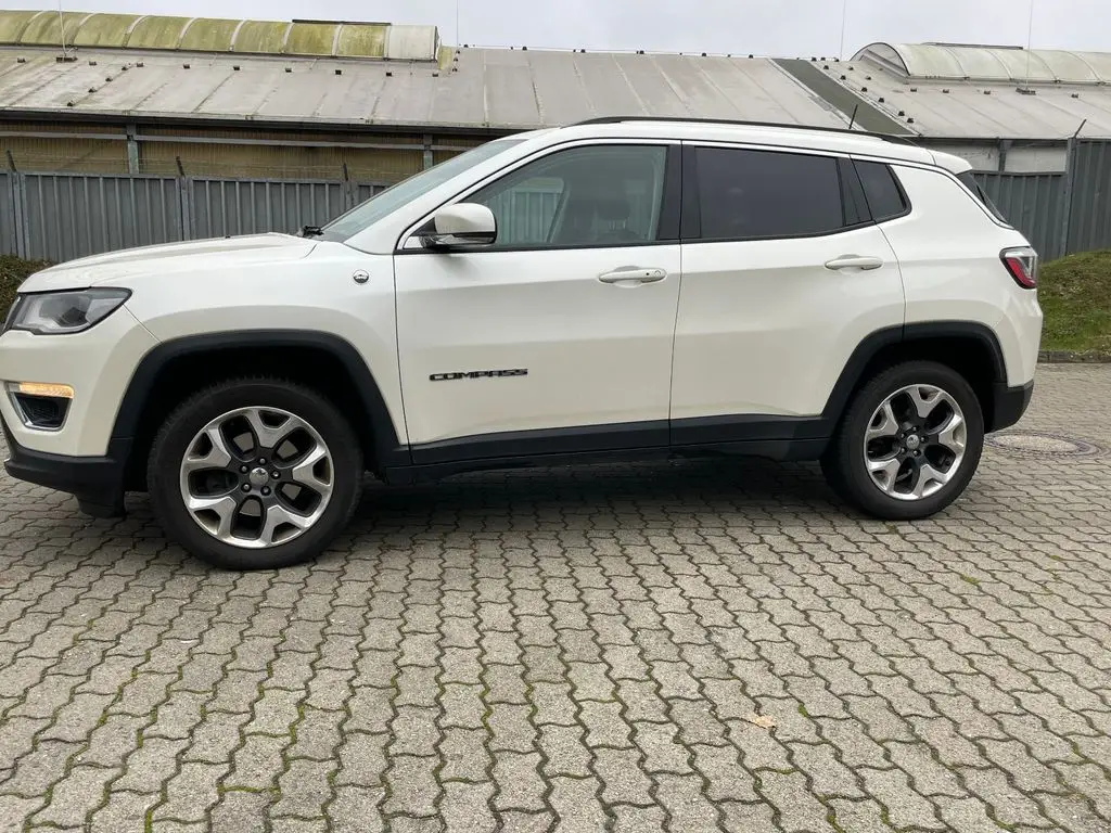 Photo 1 : Jeep Compass 2017 Diesel