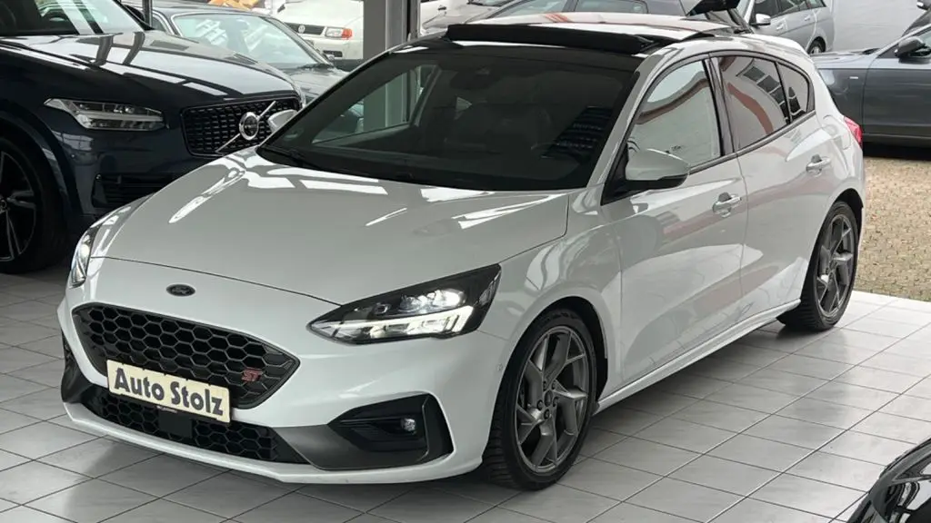 Photo 1 : Ford Focus 2021 Diesel