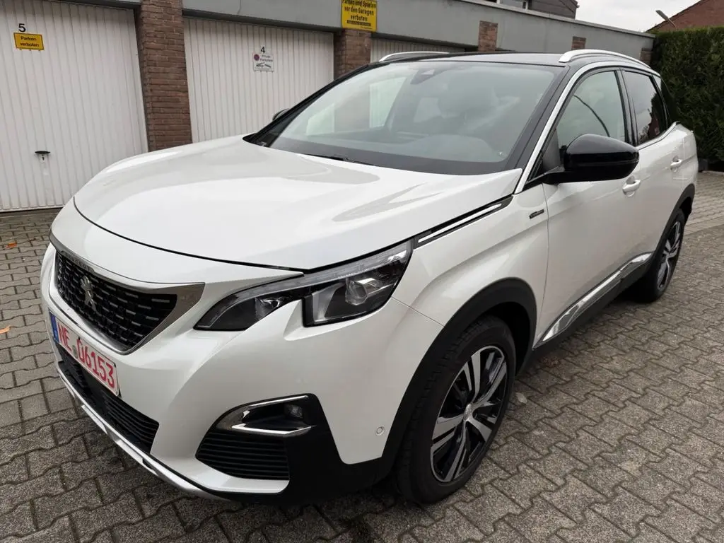 Photo 1 : Peugeot 3008 2019 Petrol